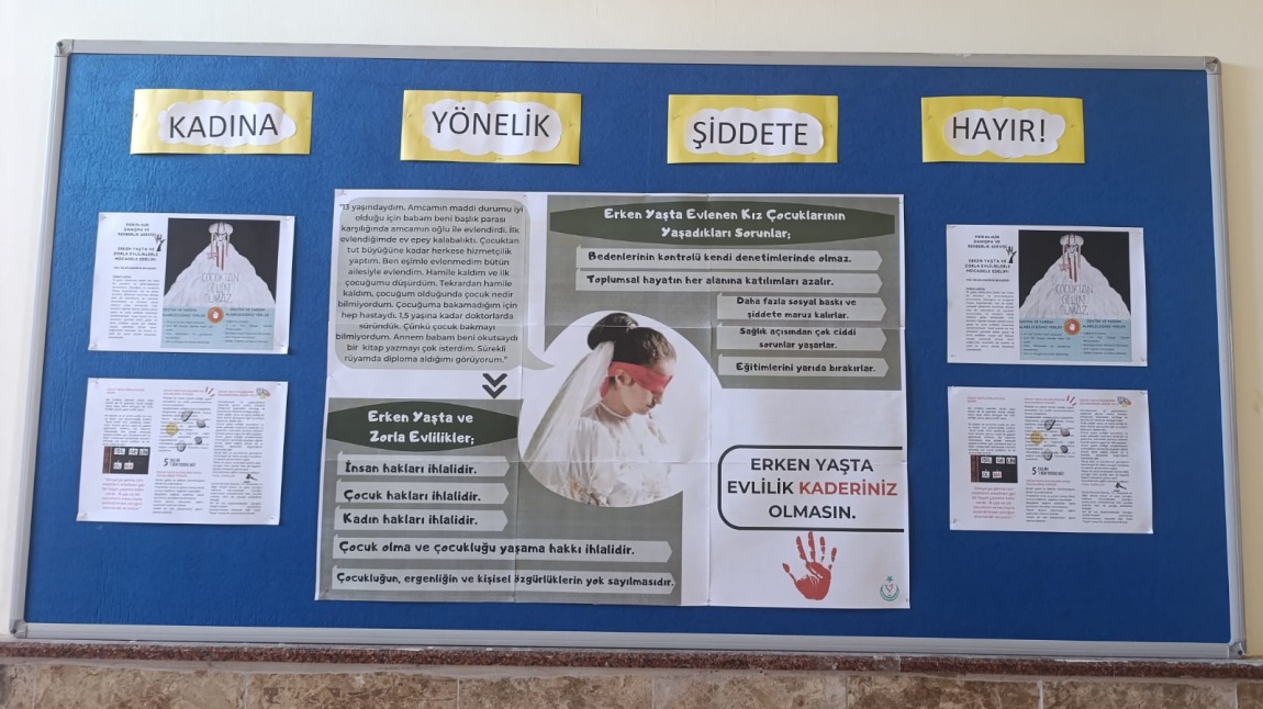 ERKEN YAŞTA EVLİLİK İLE İLGİLİ PANO ÇALIŞMASI
